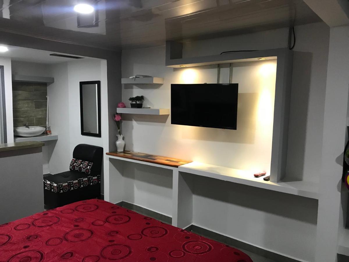 Makana Apartastudio 萨兰托 外观 照片