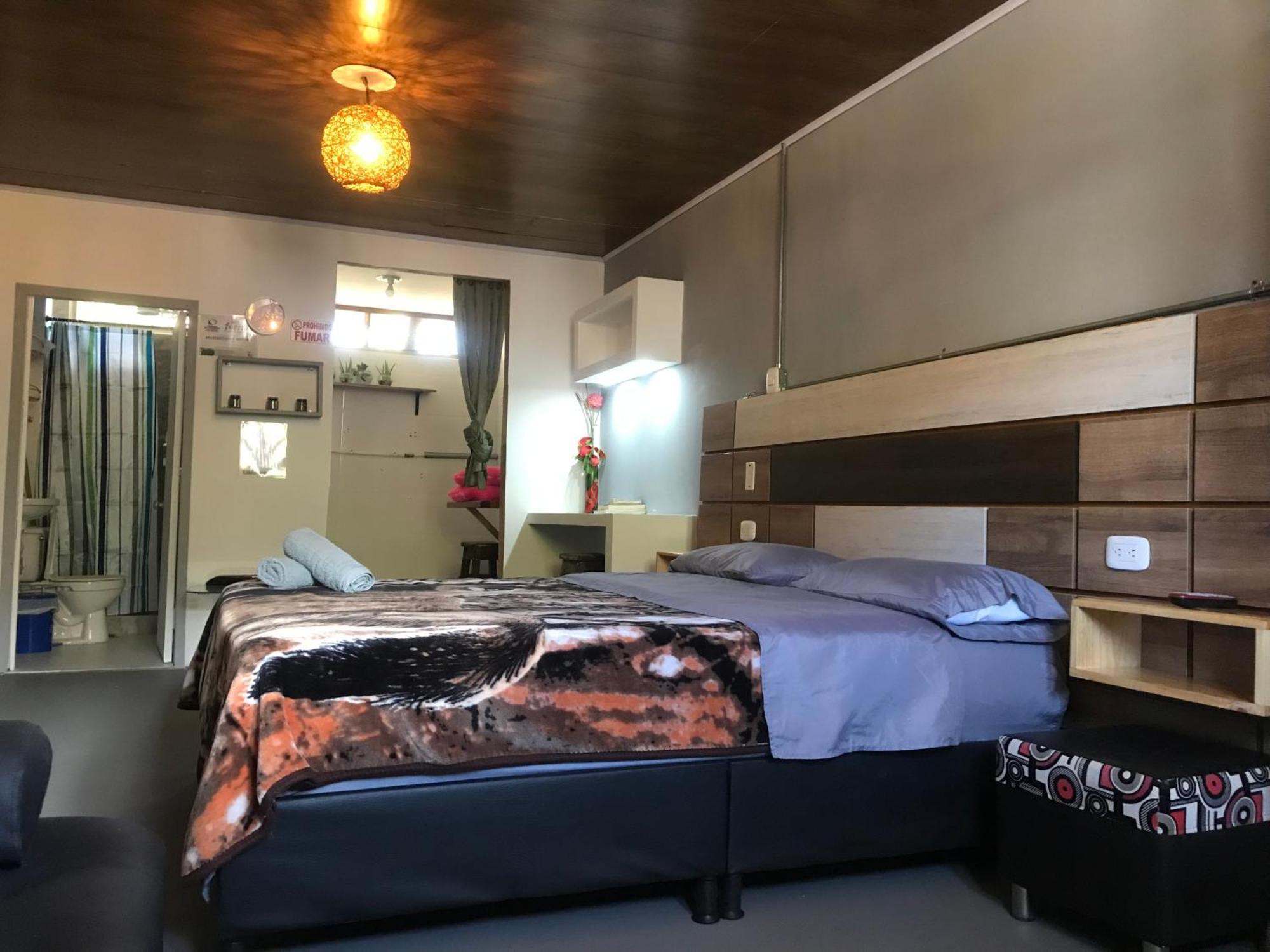 Makana Apartastudio 萨兰托 外观 照片